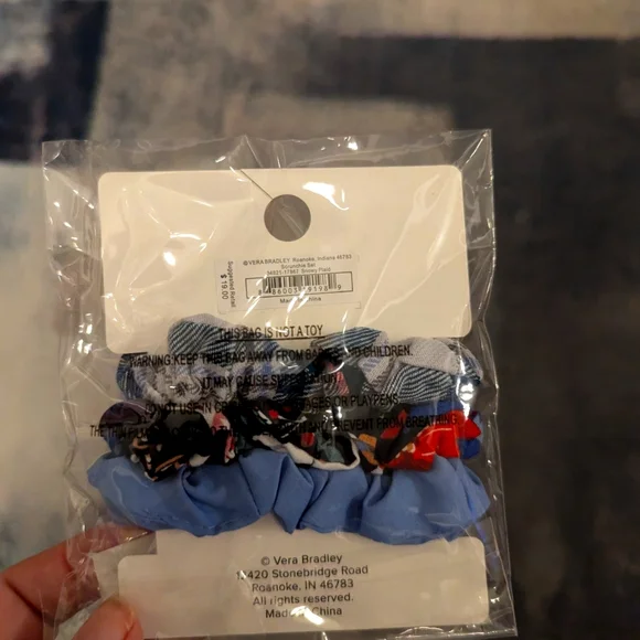 Vera Bradley Maddalena Medley Hair Scrunchies - Set of 3 - Picture 4 of 5